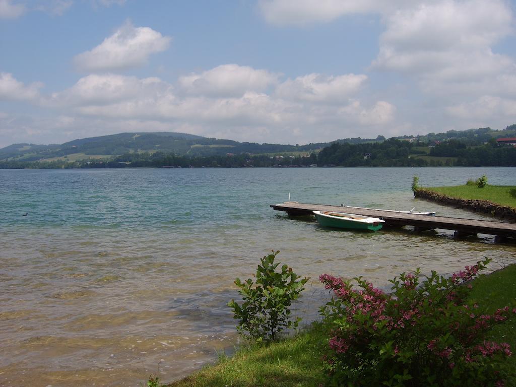 Kirchenwirt Irrsdorf Familie Schinwald Hotel Strasswalchen Bagian luar foto